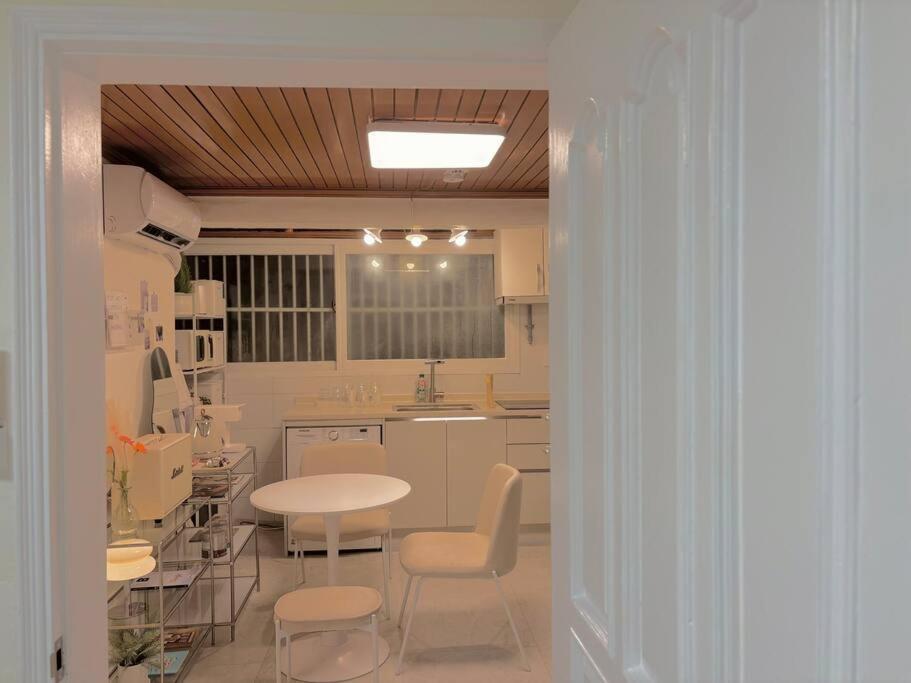 Apartment 3 L 3 Beds L Mrt 8 Min L Gwanghwamun