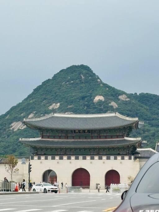 3 L 3 Beds L Mrt 8 Min L Gwanghwamun Apartment Seoul